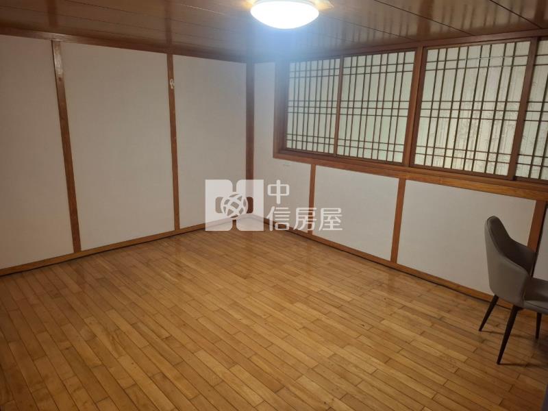 頭份雙學區整新美透房屋室內格局與周邊環境