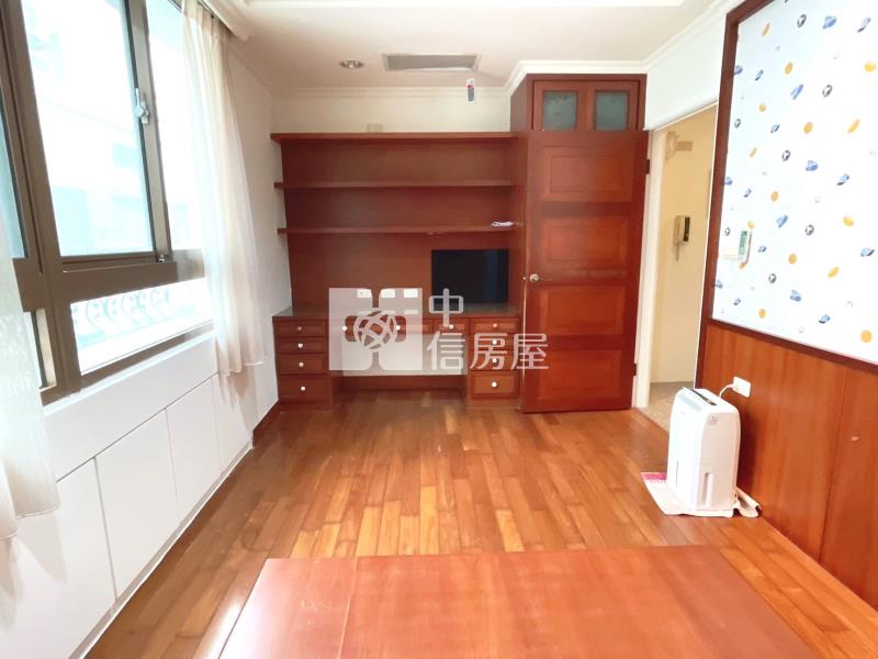 七期惠文精銳美墅房屋室內格局與周邊環境