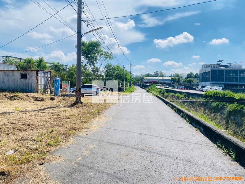 協同中學都計內農地房屋室內格局與周邊環境