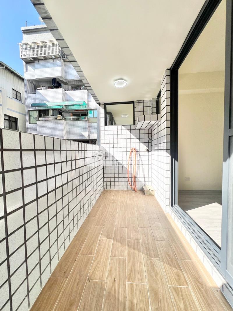 臨近曉明女中電梯3+1房房屋室內格局與周邊環境