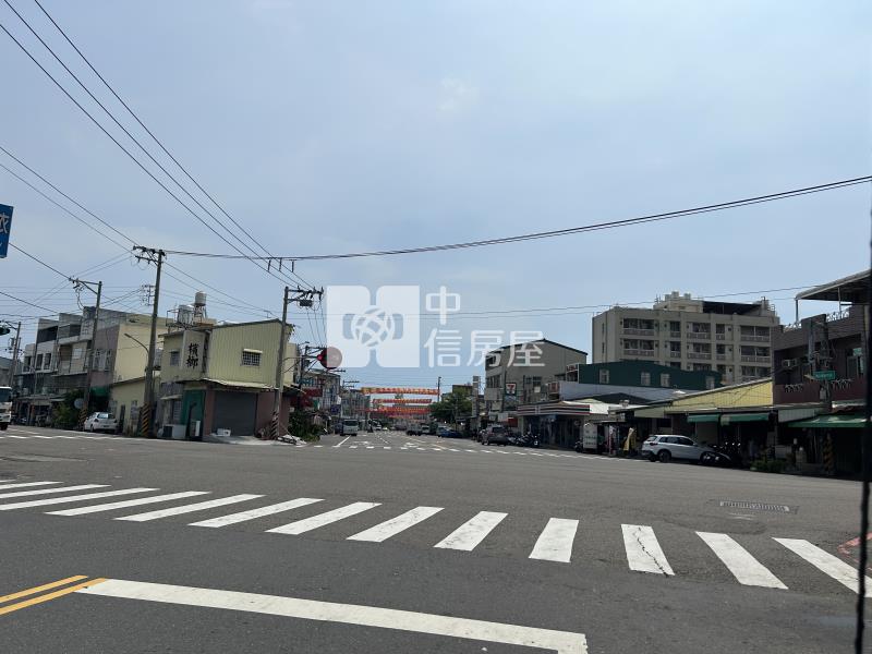安南十二佃三角窗店建地房屋室內格局與周邊環境