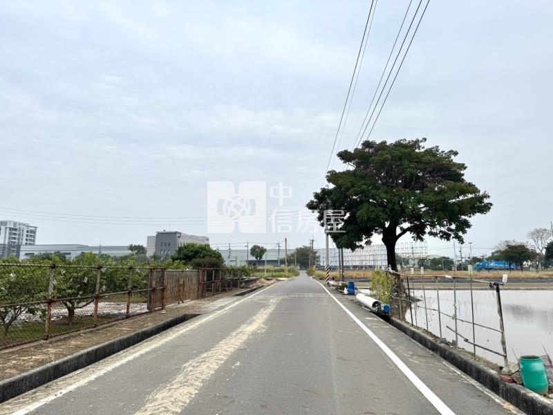 南科LM區旁都計內農地房屋室內格局與周邊環境