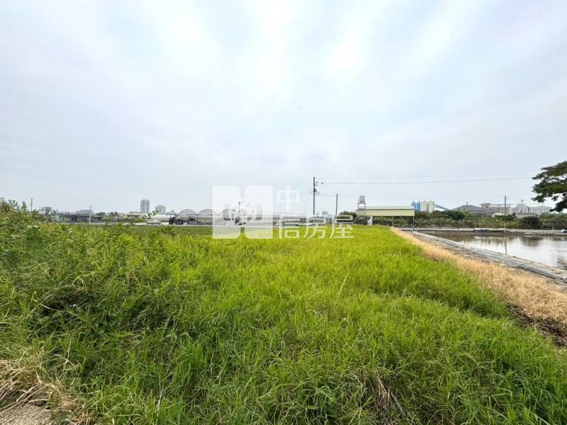 南科LM區旁都計內農地房屋室內格局與周邊環境