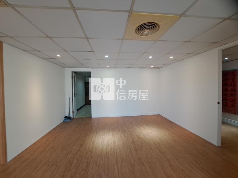 五福國中低公設華廈房屋室內格局與周邊環境