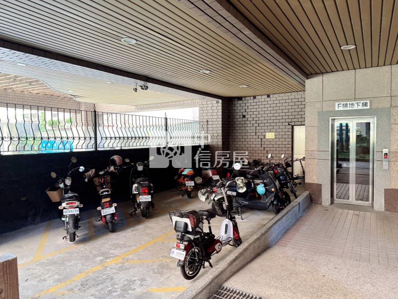城市經典美景三房車位房屋室內格局與周邊環境