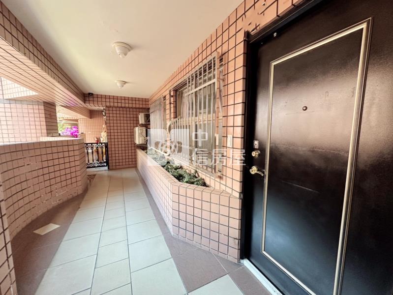 城市經典美景三房車位房屋室內格局與周邊環境