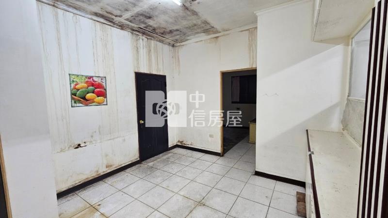 大溪森林景觀獨棟合法農舍房屋室內格局與周邊環境