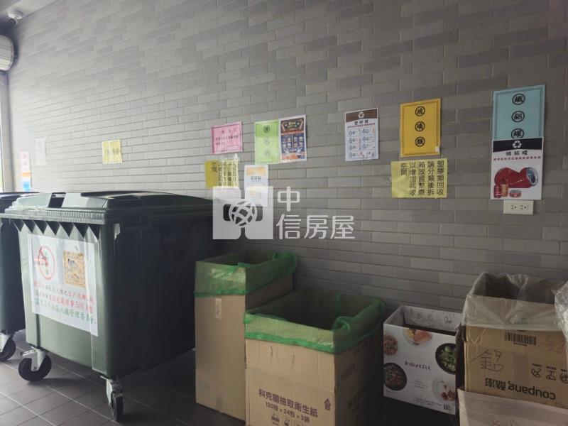 新化區享受雙併大坪數優質管理華廈+2平車房屋室內格局與周邊環境