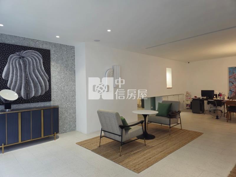 新化區享受雙併大坪數優質管理華廈+2平車房屋室內格局與周邊環境