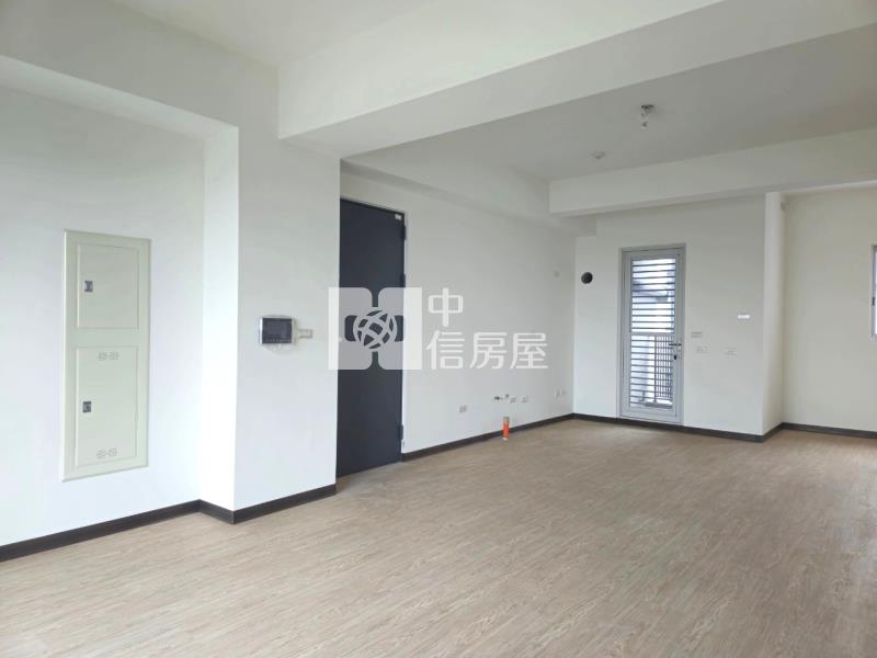 新化區享受雙併大坪數優質管理華廈+2平車房屋室內格局與周邊環境