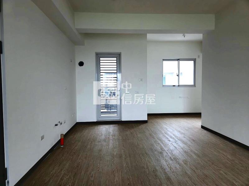 新化區享受雙併大坪數優質管理華廈+2平車房屋室內格局與周邊環境