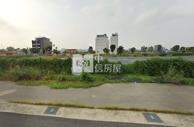 13期楓溪坐北朝南建地房屋室內格局與周邊環境