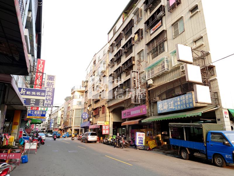 水湳市場1-3樓金店面(專任)房屋室內格局與周邊環境