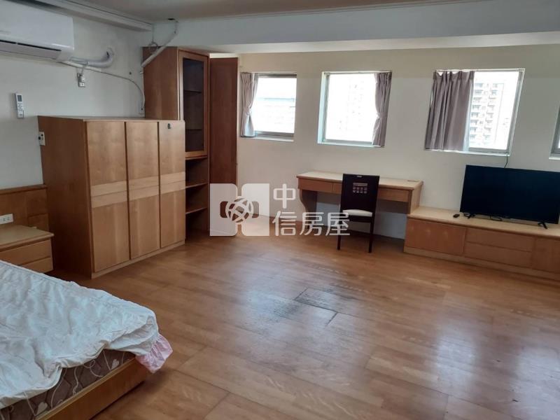 香港半島電寓(特優)房屋室內格局與周邊環境