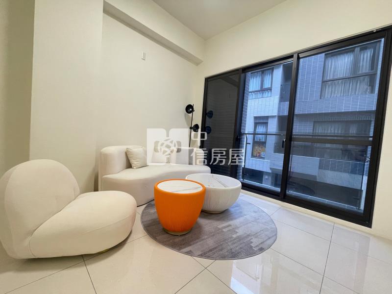 棒球場旁全新美墅房屋室內格局與周邊環境