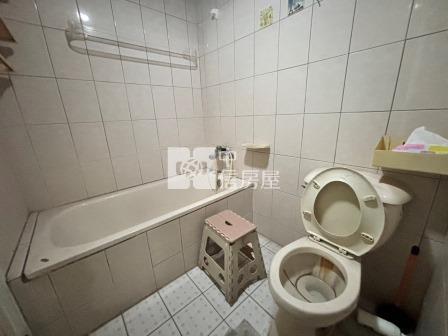 學區12米路店住房屋室內格局與周邊環境