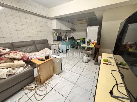 學區12米路店住房屋室內格局與周邊環境