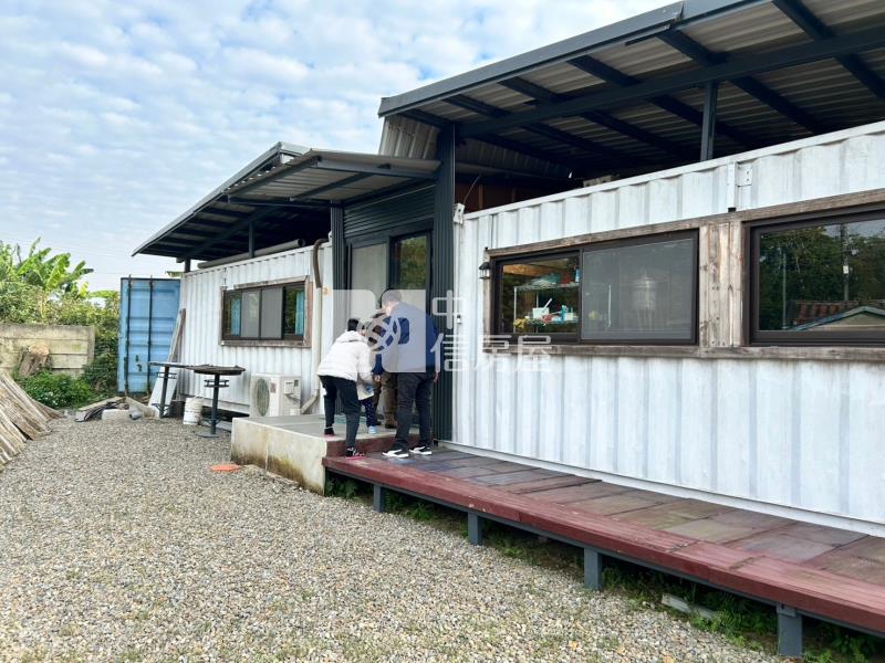 臨大內國中美建地送渡假貨櫃屋房屋室內格局與周邊環境