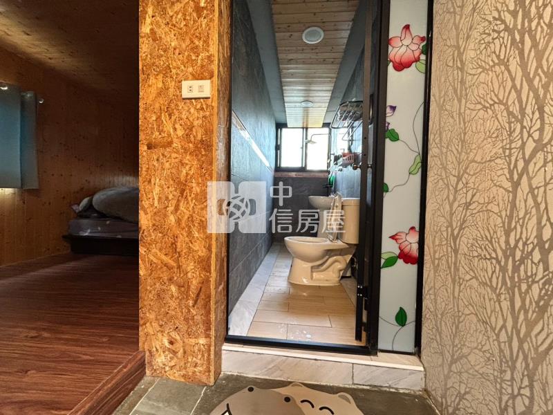 臨大內國中美建地送渡假貨櫃屋房屋室內格局與周邊環境