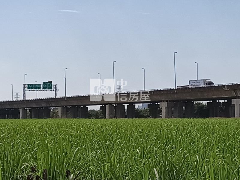 近南科國8都計美農地房屋室內格局與周邊環境