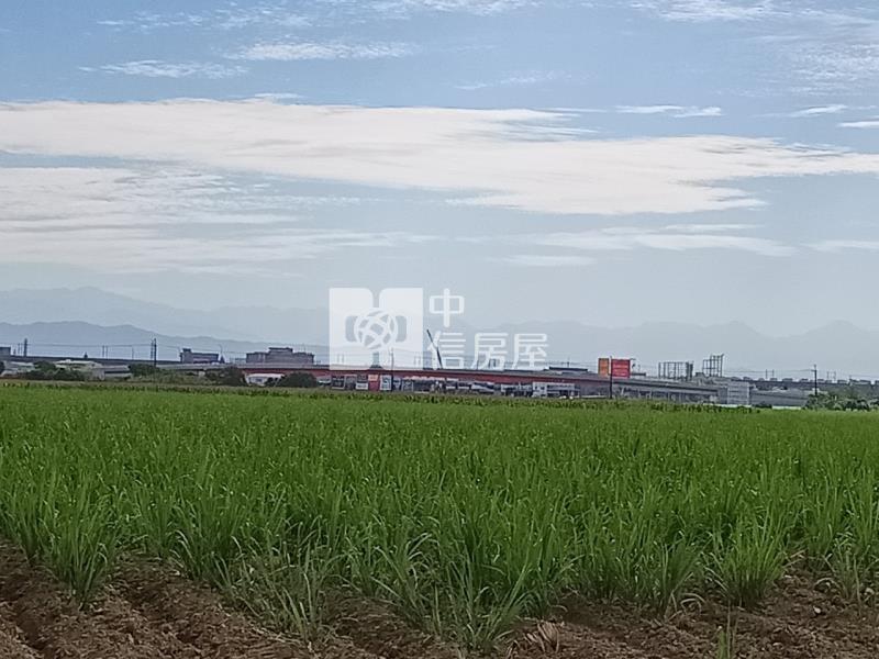 近南科國8都計美農地房屋室內格局與周邊環境