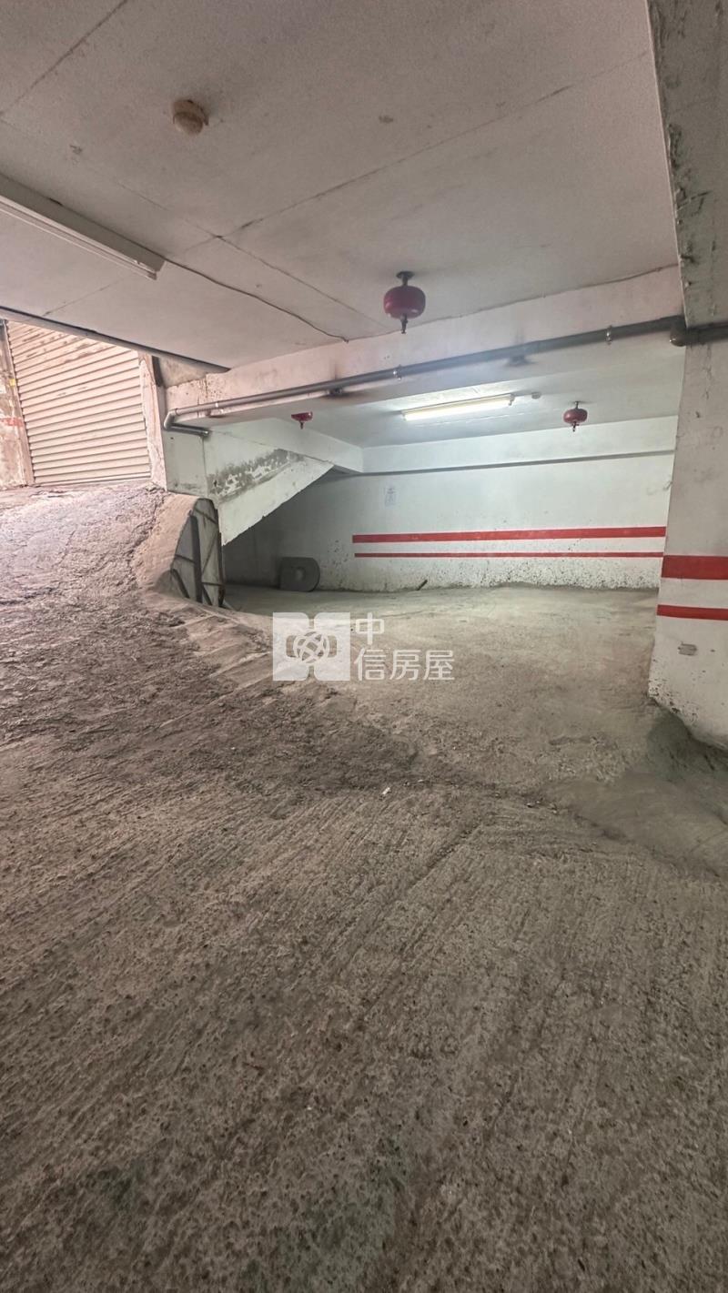大里軟體園區三房平車房屋室內格局與周邊環境