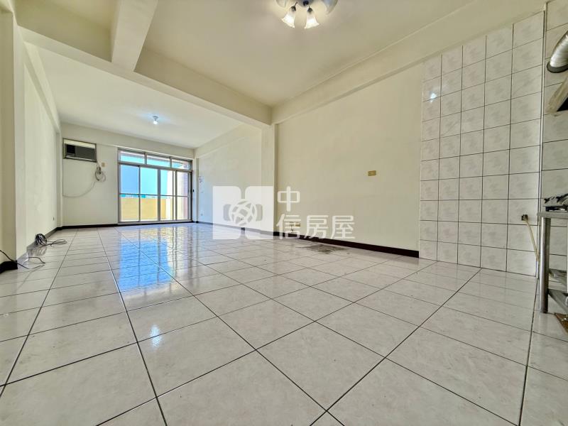 旱溪近LaLaport鄰20米路黃金賺錢透店房屋室內格局與周邊環境