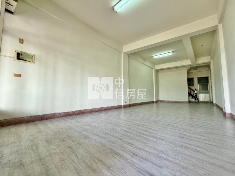 旱溪近LaLaport鄰20米路黃金賺錢透店房屋室內格局與周邊環境
