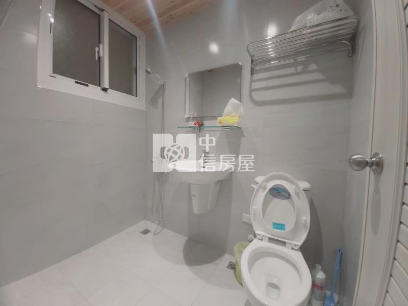 安中路整新唯美三樓寓房屋室內格局與周邊環境