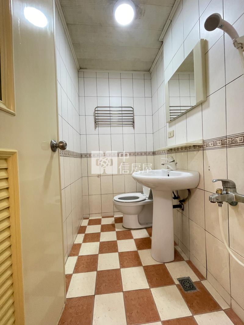 雲科大全新配備6套房房屋室內格局與周邊環境