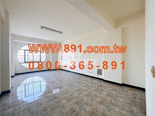 正博愛路上店面店住-891嘉義房地產房屋室內格局與周邊環境