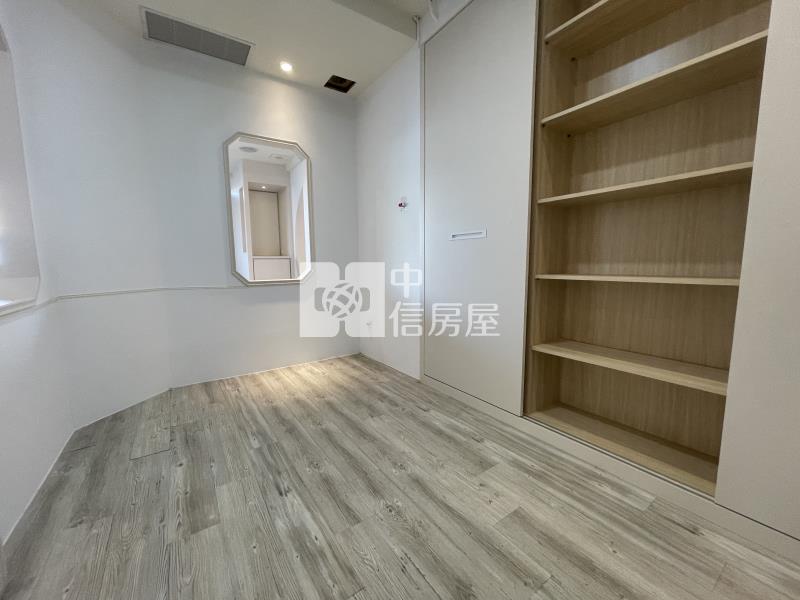 保泰路人潮錢潮醒目△店面房屋室內格局與周邊環境