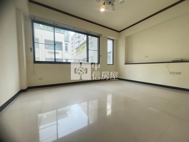 鄭子寮超優質車墅房屋室內格局與周邊環境