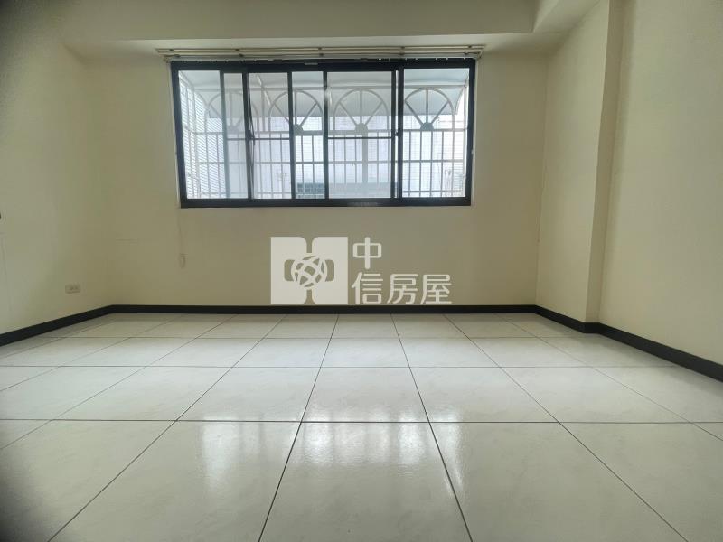 鄭子寮超優質車墅房屋室內格局與周邊環境
