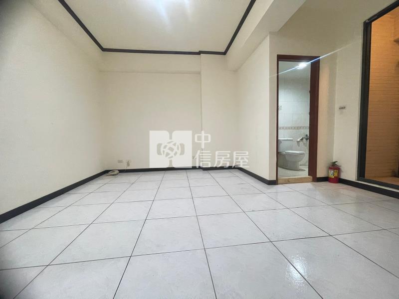 鄭子寮超優質車墅房屋室內格局與周邊環境
