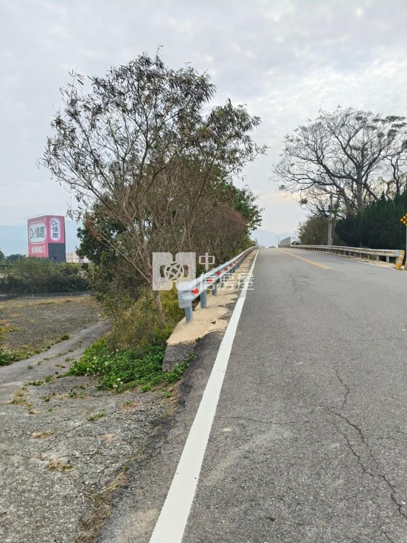 苗栗銅鑼漂亮農地房屋室內格局與周邊環境