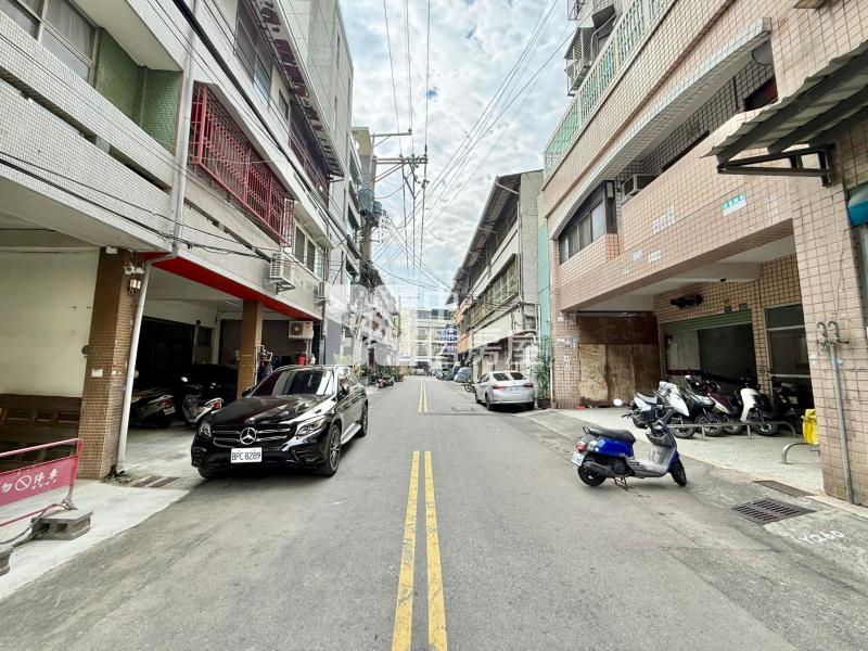宜欣國民小學旁全新整理店住合一透天房屋室內格局與周邊環境
