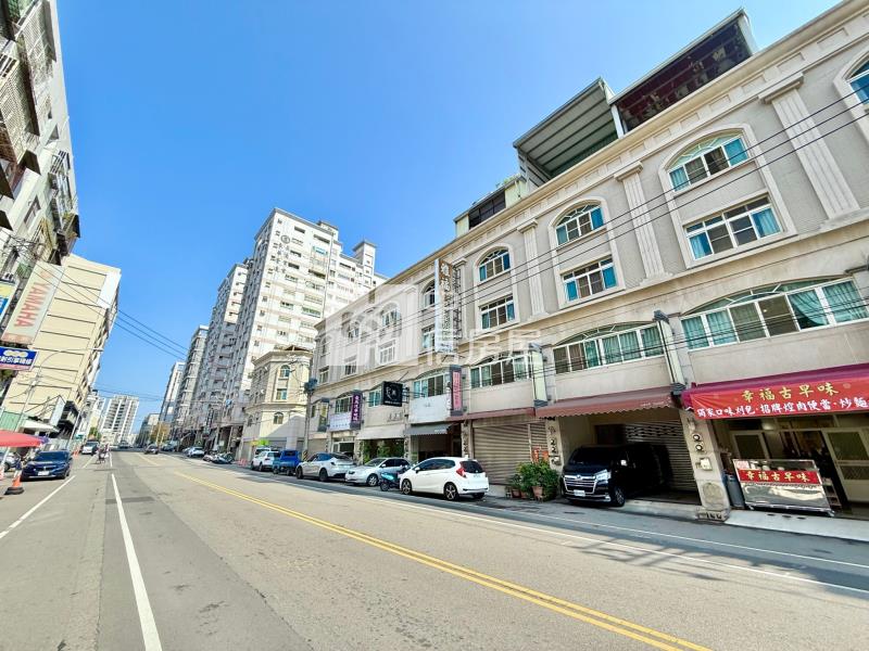 中山路商圈低總價精緻裝潢三房美寓房屋室內格局與周邊環境