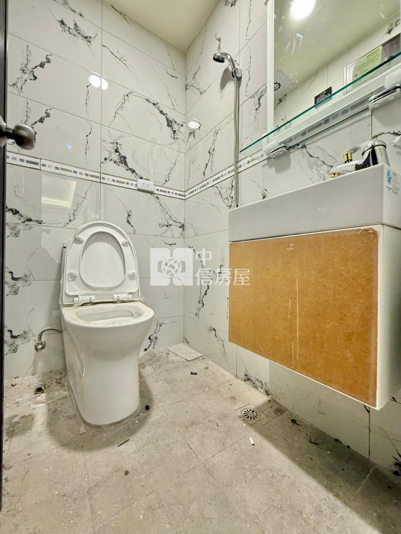 中山路商圈低總價精緻裝潢三房美寓房屋室內格局與周邊環境