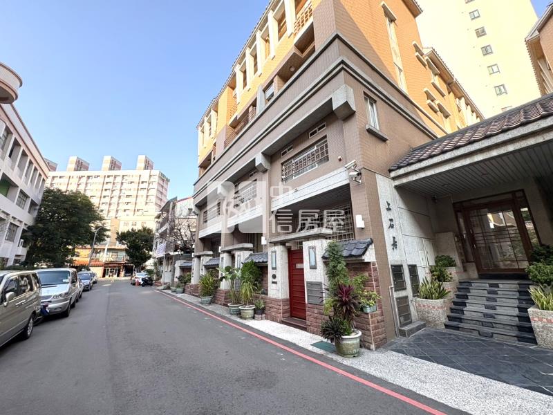 逢甲上石居震後雙車花園別墅房屋室內格局與周邊環境