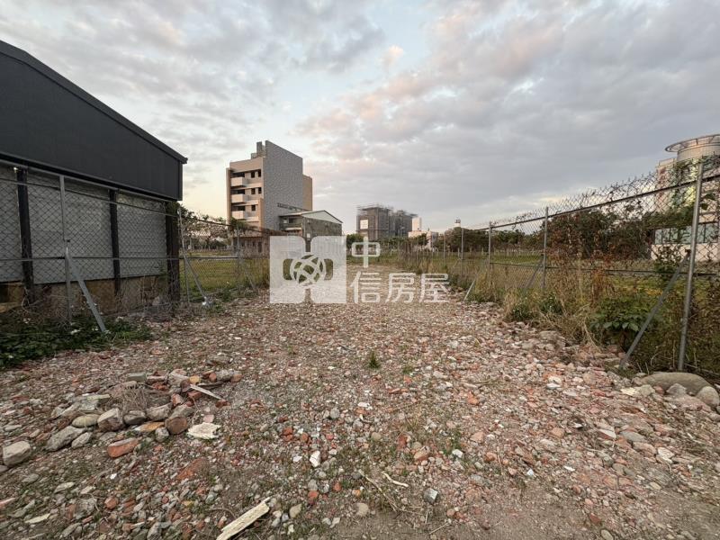 水湳經貿大面寬建地房屋室內格局與周邊環境