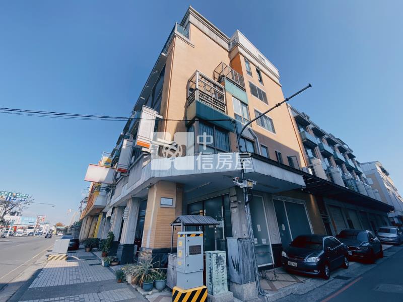 正中清路水湳經貿角間金透店房屋室內格局與周邊環境