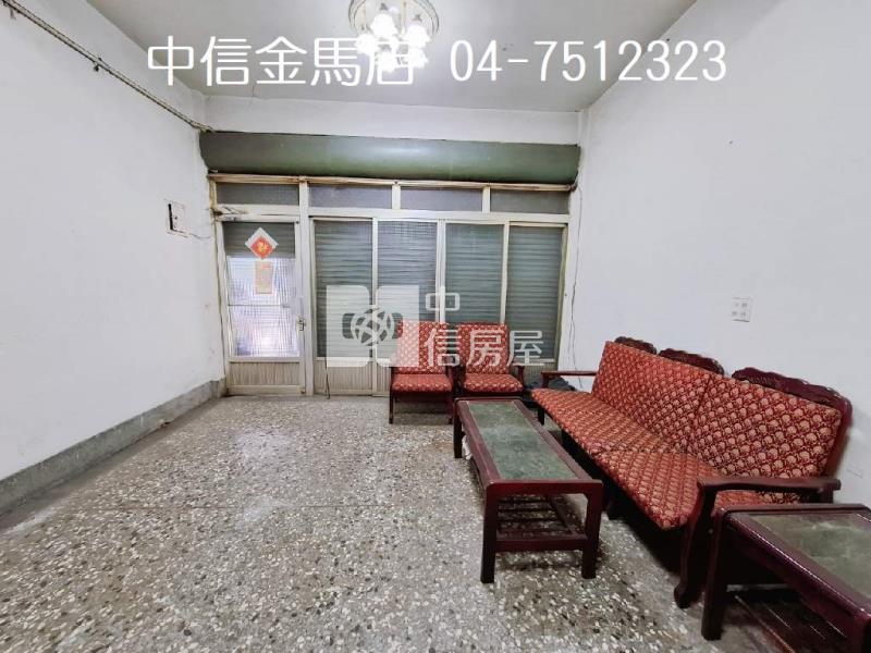 忠孝國小騎樓透天房屋室內格局與周邊環境