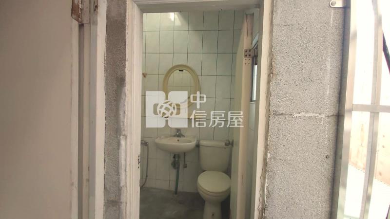 新市中正路商業區黃金店面房屋室內格局與周邊環境