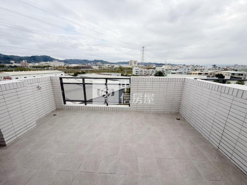 大里森鄰全新落成三車別墅房屋室內格局與周邊環境