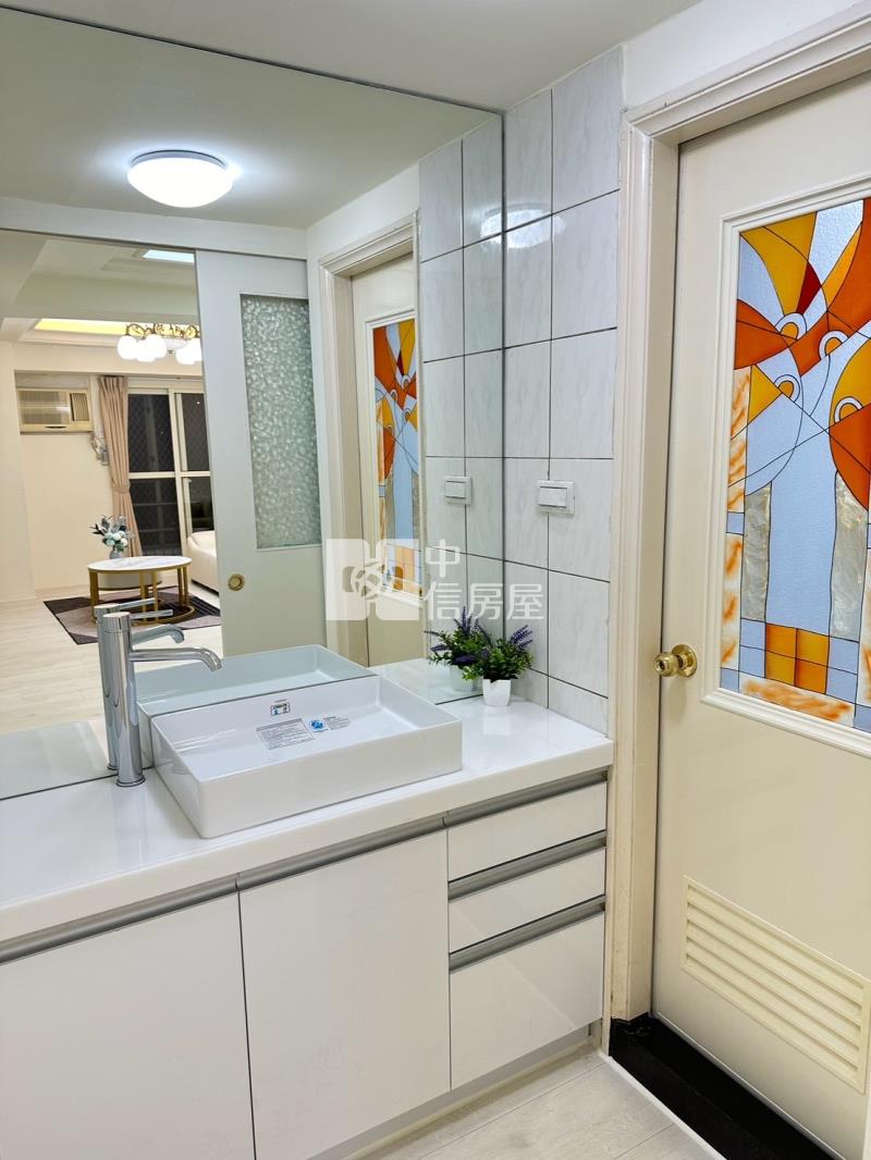 (文新百利)北屯捷運機能美宅3房+車位房屋室內格局與周邊環境