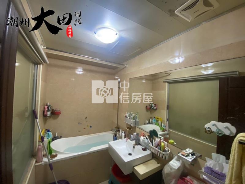鳳揚大樓房屋室內格局與周邊環境