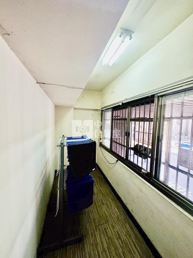 新光青海黃金樓店房屋室內格局與周邊環境