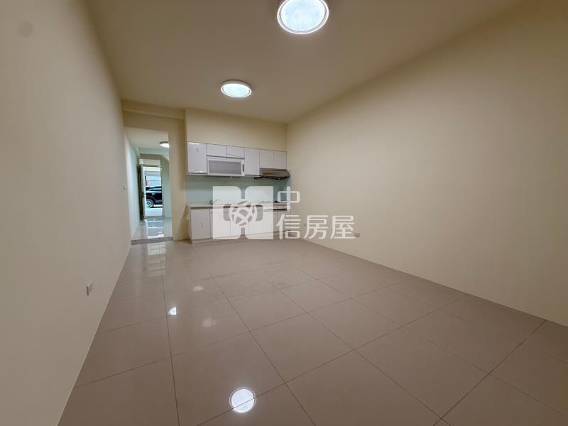 美群國小大地坪全新整理孝親房透天房屋室內格局與周邊環境