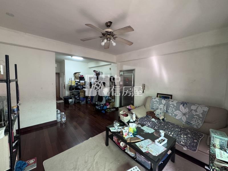 向上市場|零公設三房二樓公寓房屋室內格局與周邊環境
